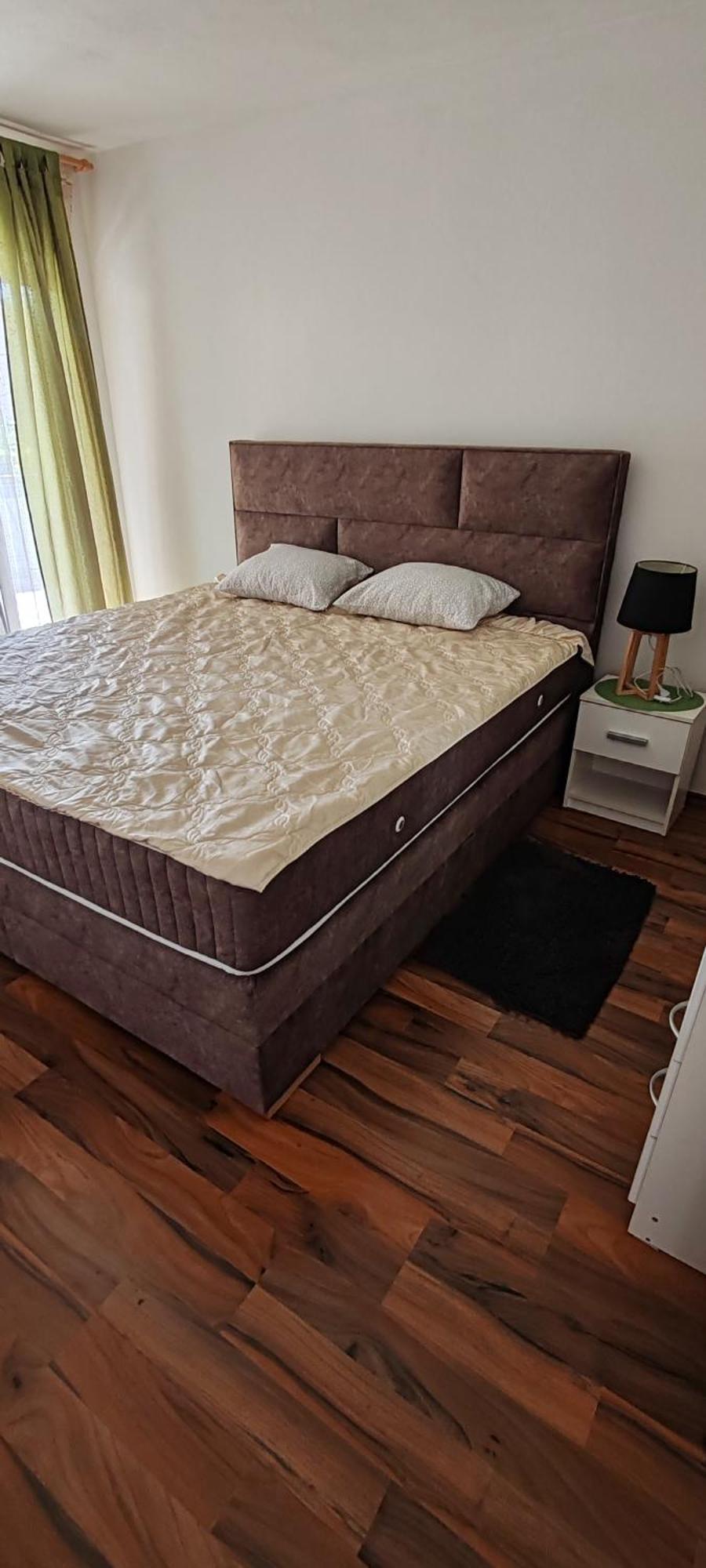 Zara Apartment